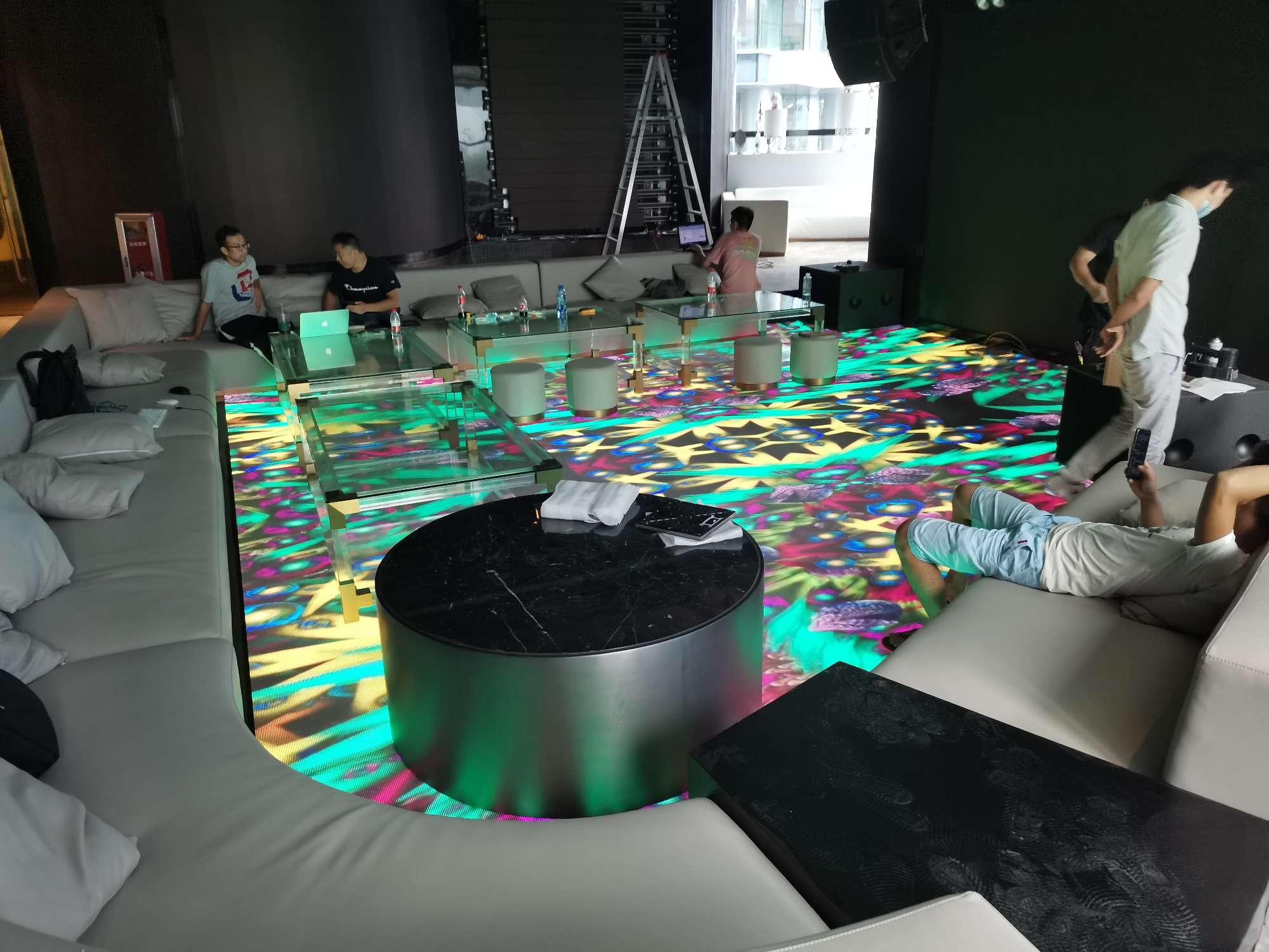 LED tile screen